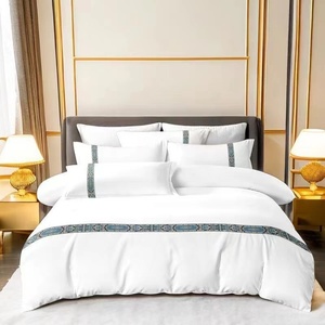 Ropa de cama de hotel de cinco estrellas, cuatro juegos de sábanas y edredones de color blanco puro, tres juegos de cama y desayuno gruesos de hotel - Product Image 3