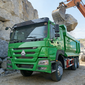 <span class=keywords><strong>Camion</strong></span> Ribaltabile <span class=keywords><strong>Usato</strong></span> Sinotruck Howo 6x4 con Motore Diesel, 10 Ruote, Cassone a U, 371CV, Guida Manuale a Sinistra, Capacità di Carico 31-40T - Product Image 1