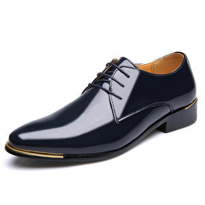 <span class=keywords><strong>Zapatos</strong></span> de cuero puntiagudos para hombre <span class=keywords><strong>Zapatos</strong></span> de <span class=keywords><strong>charol</strong></span> de gran tamaño de <span class=keywords><strong>Amazon</strong></span> <span class=keywords><strong>Zapatos</strong></span> de hombre de talla grande <span class=keywords><strong>Zapatos</strong></span> de hombre al por mayor - Product Image 5