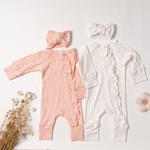 Nuovo stile personalizzato tinta unita morbido volant basic manica lunga <span class=keywords><strong>neonato</strong></span> 100% cotone pagliaccetto bambina - Product Image 2