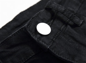 <span class=keywords><strong>Jeans</strong></span> <span class=keywords><strong>Skinny</strong></span> da <span class=keywords><strong>Uomo</strong></span> Personalizzati, <span class=keywords><strong>Neri</strong></span>, Strappati, con Ricami, Elasticizzati, Stile Stacked - Product Image 5