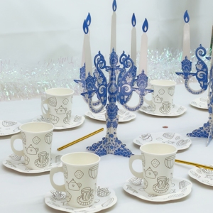 DAMAI Flower Shape Premium Spring Summer Tea Party Supplies Can Colored <b>Disposable</b> Party <b>Tableware</b> Dinnerware Paper Cups Plates - Product Image 1