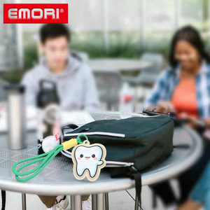 พวงกุญแจผ้ากำมะหยี่รูปสัตว์ทำจากโพลีเอสเตอร์แบบนุ่ม - Product Image 4