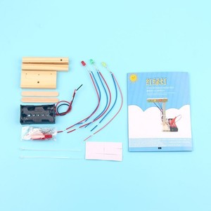 Modelo <span class=keywords><strong>de</strong></span> Semáforo <span class=keywords><strong>de</strong></span> Madera Pequeño Impulsado por Tecnología para Ciencias Experimentales, Educación <span class=keywords><strong>Física</strong></span> DIY para Escuelas Primarias y Secundarias - Product Image 4