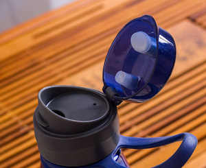 Bouteille d'eau sportive, tasse isotherme d'extérieur, poignée personnalisable avec logo, bouteille d'eau sportive isolée monocouche en gros - Product Image 3