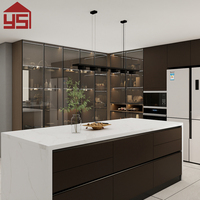 Fabricant professionnel d'armoires de cuisine encastrées en MDF style villa, avec garde-manger en verre pour la maison