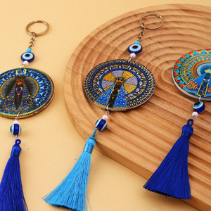 Ciondolo per Auto in Resina della <span class=keywords><strong>Madonna</strong></span> Nera Religiosa, Stampa UV Bifacciale, Ornamento Cattolico Contro il Malocchio con Nappa Decorativa, Regalo - Product Image 4
