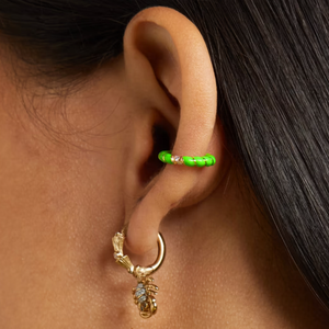 LOZRUNVE 18k Vergoldeter Nicht-Durchstechender Gedrehter Emaille-Ohrclip Ohrring aus 925 Sterling Silber - Product Image 2