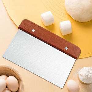 Vendita diretta della fabbrica manico in legno in acciaio inox pasta di <span class=keywords><strong>farina</strong></span> cutter torta crema raschietto <span class=keywords><strong>farina</strong></span> salsiccia raschietto coltello da taglio - Product Image 3