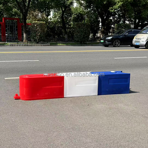 Nhựa ngoài trời đi-karting theo dõi <span class=keywords><strong>Stackable</strong></span> rào cản bền nước hoặc cát đầy an toàn giao thông chướng ngại vật DC cạnh tranh - Product Image 4