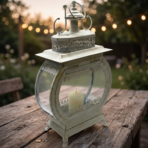 Lanterne vintage en métal faite à la main, porte-bougie, lampe de table, verre transparent, design durable, Noël, Saint-Valentin, Pâques - Product Image 3