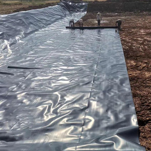 HDPE Geomembranas Membrana negra Lisa Revestimiento para estanque de peces 4m 6m Ancho Granja de peces Lago Presa Impermeabilización Precio bajo - Product Image 6