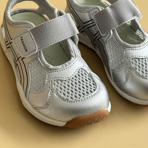 Nuevo Estilo 2026, Zapatos Deportivos Transpirables con Malla para Niños y Niñas, Sandalias Deportivas Antideslizantes, Venta al por Mayor de Zapatos Deportivos Infantiles - Product Image 2