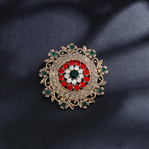Broche <span class=keywords><strong>de</strong></span> Aleación <span class=keywords><strong>de</strong></span> Zinc <span class=keywords><strong>de</strong></span> Alta Gama con Pedrería, Diseño Creativo y Elegante, Regalo <span class=keywords><strong>de</strong></span> <span class=keywords><strong>Boda</strong></span> o Compromiso <span class=keywords><strong>para</strong></span> Mujeres, Niños y Unisex - Product Image 3