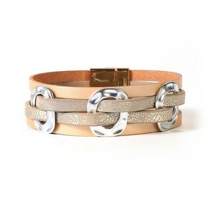 Pulsera de Cuero PU, Estilo Viral en Redes Sociales, Estándar Europeo, Regalo Metálico para Mujer, Retención de Color Técnica - Product Image 4