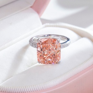 Anillo de Lujo MSR-1867 con Corte Cojín de 7.1CT VS1, Oro Blanco de 18K, Anillo de Diamante Cultivado en Laboratorio de Color Fantasía - Product Image 3