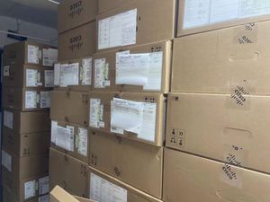 C1300 loạt 8-Port 2x1g <span class=keywords><strong>Combo</strong></span> <span class=keywords><strong>Gigabit</strong></span> chuyển đổi mạng thông minh đầy đủ PoE Ethernet SFP sợi cổng CISCO chứng nhận lõi giảm giá - Product Image 3