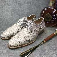Chaussures habillées pour hommes tendance de haute qualité en cuir de serpent véritable, chaussures décontractées pour homme, chaussures formelles personnalisées de luxe à motif serpent pour hommes