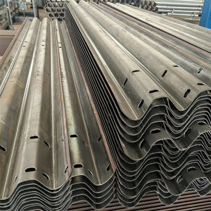 एंटी-टक्कर राजमार्ग नालीदार गर्म-डुबकी गैल्वेनाइज्ड ग्रामीण रोड गार्ड बोर्ड सड़क सुरक्षा रेलिंग - Product Image 2