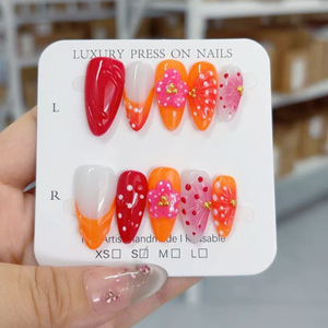 <span class=keywords><strong>Faux</strong></span> <span class=keywords><strong>ongles</strong></span> ABS Materia à presser Design d'amande à la main 10 pièces modèle à la mode sculpture <span class=keywords><strong>de</strong></span> fleurs personnalisée - Product Image 6