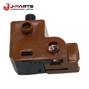 สวิตช์ไฟส่องสว่าง (สำหรับเบรกจอดรถ) สำหรับโตโยต้า ไฮเอซ TRH203 ปี 2005-2013 - Product Image 2