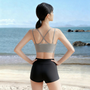 Maillot de bain deux pièces pour femmes, couleur unie, dos nu, UPF50+, maillot de bain sportif pour la plage - Product Image 1