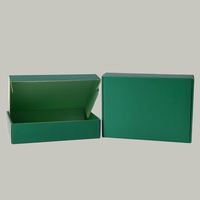 Boîte d'expédition pliable en carton ondulé vert foncé personnalisée pour l'emballage de vêtements et de cadeaux