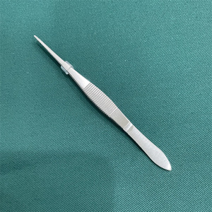 Pinzas Oftálmicas Jinbokang de 10 cm, de Acero Inoxidable, Curvadas y Dentadas, para Uso Médico - Product Image 4