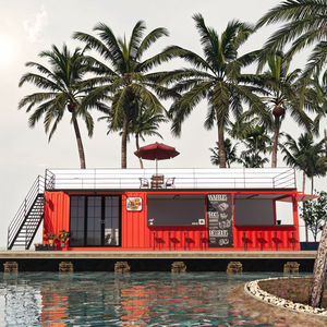 Contenedor Marítimo Remodelado de 40 pies con Ventana Abatible, Ventanas de Aleación de Aluminio, Color Personalizado, para Escuela, Sala de Estar, Cocina, Bar de Playa - Product Image 1