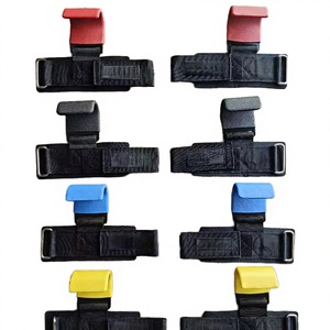 Ganchos de levantamiento antideslizantes de neopreno para soporte de espalda y protección de palmas, ideales para gimnasio y levantamiento de pesas. - Product Image 3