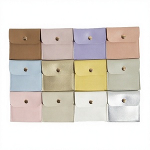 Pochette à bijoux multicolores avec rabat, fermeture à bouton-pression métallique, sac de rangement en cuir, logo personnalisé pour boucles d'oreilles, bagues, colliers, emballage cadeau - Product Image 1