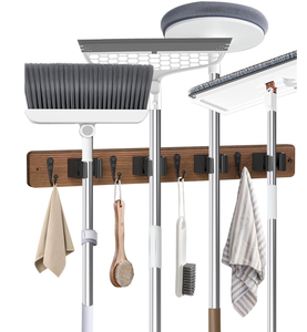 Soporte de Pared para Escobas de Madera Resistente Estilo Rústico con Colgador para Escobas y Cepillos - Product Image 2