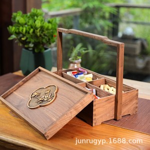 Caja de regalo cuadrada de madera maciza de varias capas con asa para guardar frutos secos y para empaquetar regalos. - Product Image 4
