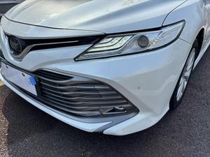 Горячая распродажа: Toyota Camry 2019 Facelift 2.0G Luxury Edition, подержанный седан по низкой цене - Product Image 4