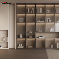 Vitrine en verre minimaliste moderne avec éclairage LED, rangement pour livres intégré sur mesure, menuiserie pour salon de villa