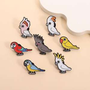 Мультяшные милые разноцветные попугаи, значки из цинкового сплава с эмалью, брошь с черным никелевым покрытием, значок для рюкзака, нагрудный значок, ювелирное украшение, подарок - Product Image 3