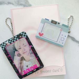 Porta Tarjetas de Identificación Personalizado con Diseño de Ídolos de Kpop, Llavero con Porta Tarjetas Acrílico para Estudiantes y Tarjetas de Crédito - Product Image 4