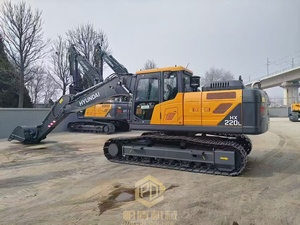 Nouvelle pelle sur chenilles HYUNDAI HX220L de 22 tonnes, moteur Cummins d'origine, hydraulique, haute efficacité, Hyundai HX225 en promotion - Product Image 2