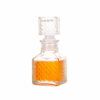 Vente en gros de bouteilles de liqueur en verre transparent de 50 ml, mini bouteilles de vodka, whisky, tequila, brandy, rhum, spiritueux avec bouchon à vis