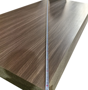 Tableros de Fibra Orientada (<span class=keywords><strong>OSB</strong></span>) Personalizables de 18 mm con Acabado de Melamina para Cocinas Exteriores, Dormitorios y Muebles - Product Image 3