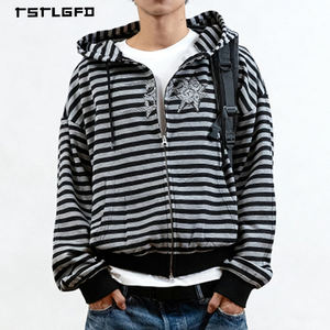 Sudadera con capucha vintage con cremallera y estampado de estrellas con rayas horizontales estilo Y2K, corte regular para hombre, estilo casual urbano de invierno, pedido al por mayor - Product Image 1