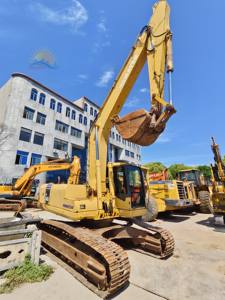 Excavadora Usada Kumatsu de Alta Calidad, Modelos PC200, PC220-8, PC240-7, PC220-7 en Venta - Product Image 2