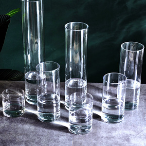 <span class=keywords><strong>Grand</strong></span> <span class=keywords><strong>vase</strong></span> <span class=keywords><strong>en</strong></span> <span class=keywords><strong>verre</strong></span> <span class=keywords><strong>transparent</strong></span>, hauteur 50 cm, diamètre 25 cm, design moderne fait à la main, Chine, bambou porte-bonheur, lys, <span class=keywords><strong>cylindrique</strong></span>, droit - Product Image 2