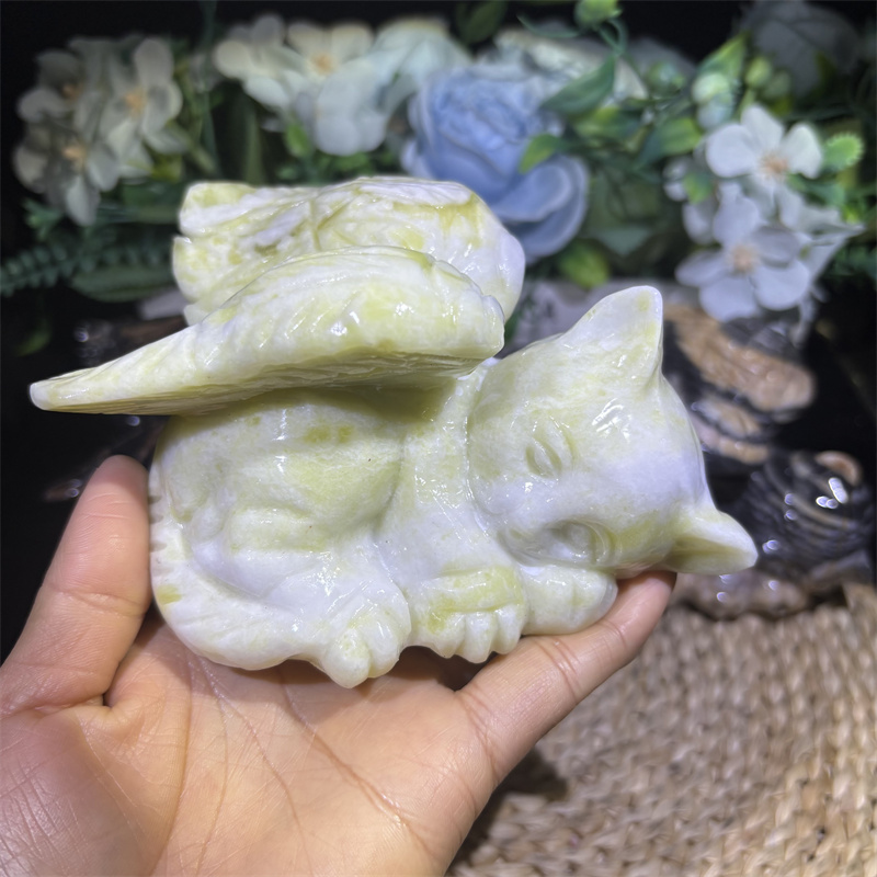 Wholesale High Quality Healing Stones Crystal Craft Nice Carving Xiuyan Jade Angel Cat for Decoration
