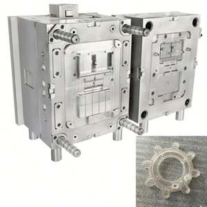 Fabricant en plastique des véhicules à moteur de moulage par injection de produits acryliques polis faits sur commande de finition avec le coureur froid - Product Image 6