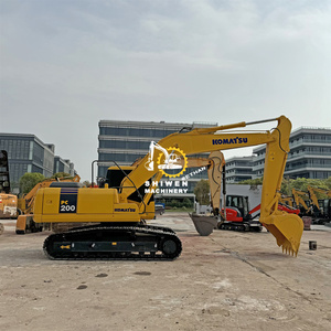 Excavatrice sur chenilles hydraulique Komatsu PC200-7 d'occasion, d'origine japonaise, à bas prix, en bon état et peu d'heures de fonctionnement (PC200-7, PC200-8) - Product Image 5