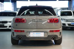 <span class=keywords><strong>MINI</strong></span> <span class=keywords><strong>Clubman</strong></span> Cooper S 1.5T Edición Artista 2019, Importado, Sedán de 6 <span class=keywords><strong>Puertas</strong></span>, B38 <span class=keywords><strong>3</strong></span> Cilindros, 136 CV, 6AT, Tracción Delantera, Techo Panorámico, Neumáticos Run-flat de 18 Pulgadas - Product Image 5