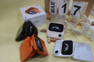 Teléfono Móvil Mini Flip I17 Pro 2G GSM Doble <span class=keywords><strong>SIM</strong></span> Marcación Rápida Reproductor de Video Voz Mágica Español Francés Pantalla HD Pequeño Plegable - Product Image 5