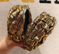 Heißer Verkauf: Goldfarbenes, übertriebenes Retro-Haarband mit breiter Schleife, geflochtene Haarspange für den Schulanfang, Abschlussfeier und Hochzeit