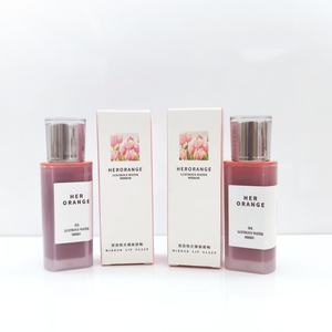 Brillant à lèvres personnalisé de marque privée: maquillage hydratant, brillant, scintillant et brillant avec un éclat scintillant personnalisé - Product Image 2